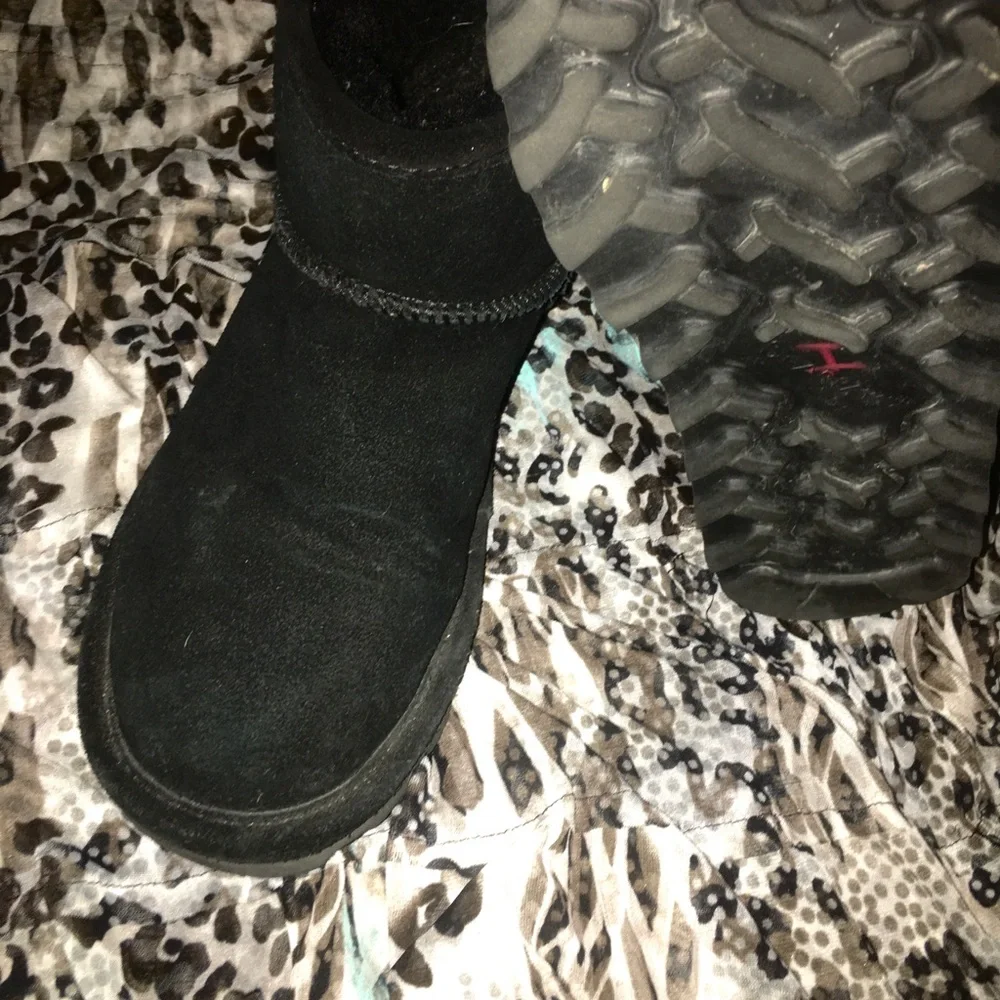 Black Suede Women’s Short UGG Boots - Soft Lining